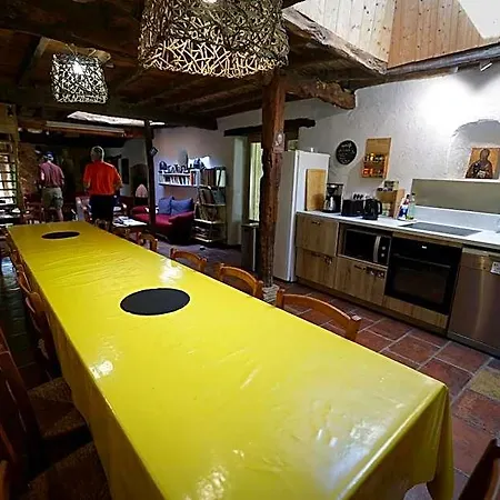 بيت شباب Le Grange